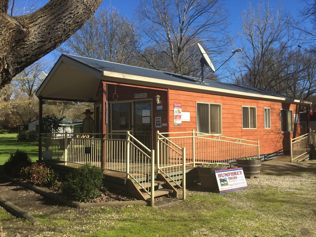 Colac Colac Caravan Park Corryong Esterno foto